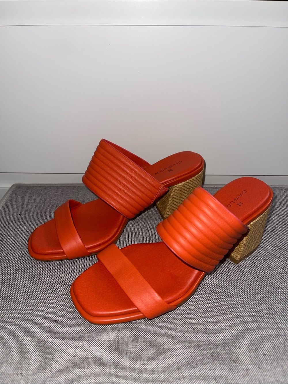 Women’s Caslon Lamia Sandal; 6M; Orange Tangerine